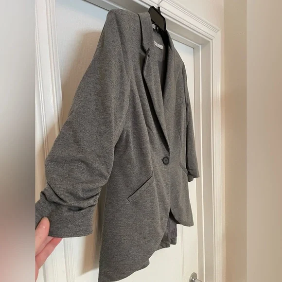 Gibson NWOT scrunch sleeve long blazer jacket size Large- grey. Single button - Picture 2 of 7